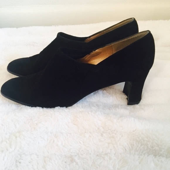 Amazing Stuart Weitzman heels! - Picture 2 of 7